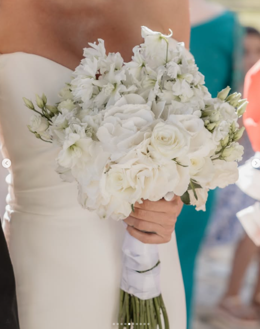 Η Ευρυδίκη Παπαδοπούλου δημοσίευσε νέες φωτογραφίες από τον γάμο της: Από τις πιο όμορφες ημέρες της ζωής μου, έγραψε