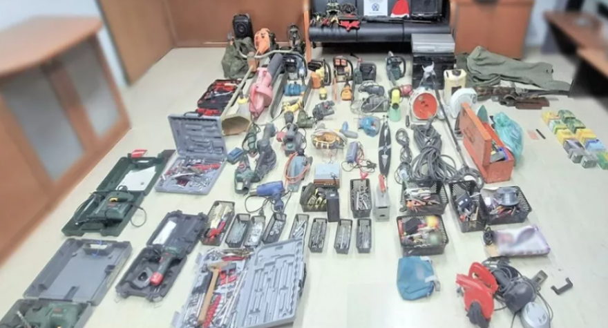 Χειροπέδες σε κακοποιούς που είχαν κάνει «σουρωτήρι» σπίτια χωριών της Ροδόπης