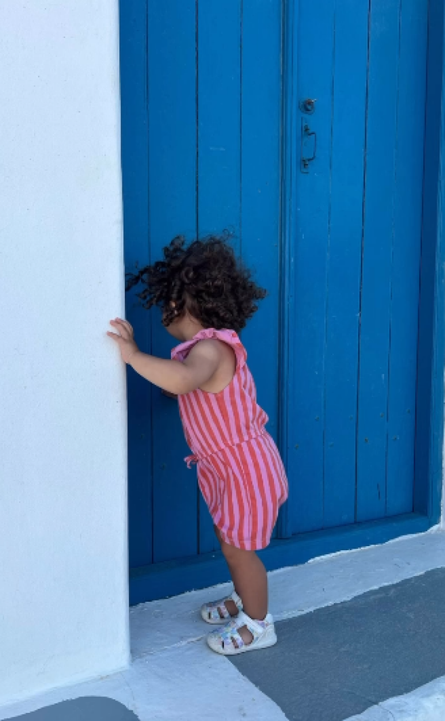 Δανάη Μιχαλάκη: Το φωτογραφικό άλμπουμ από τις διακοπές της στην Αμοργό