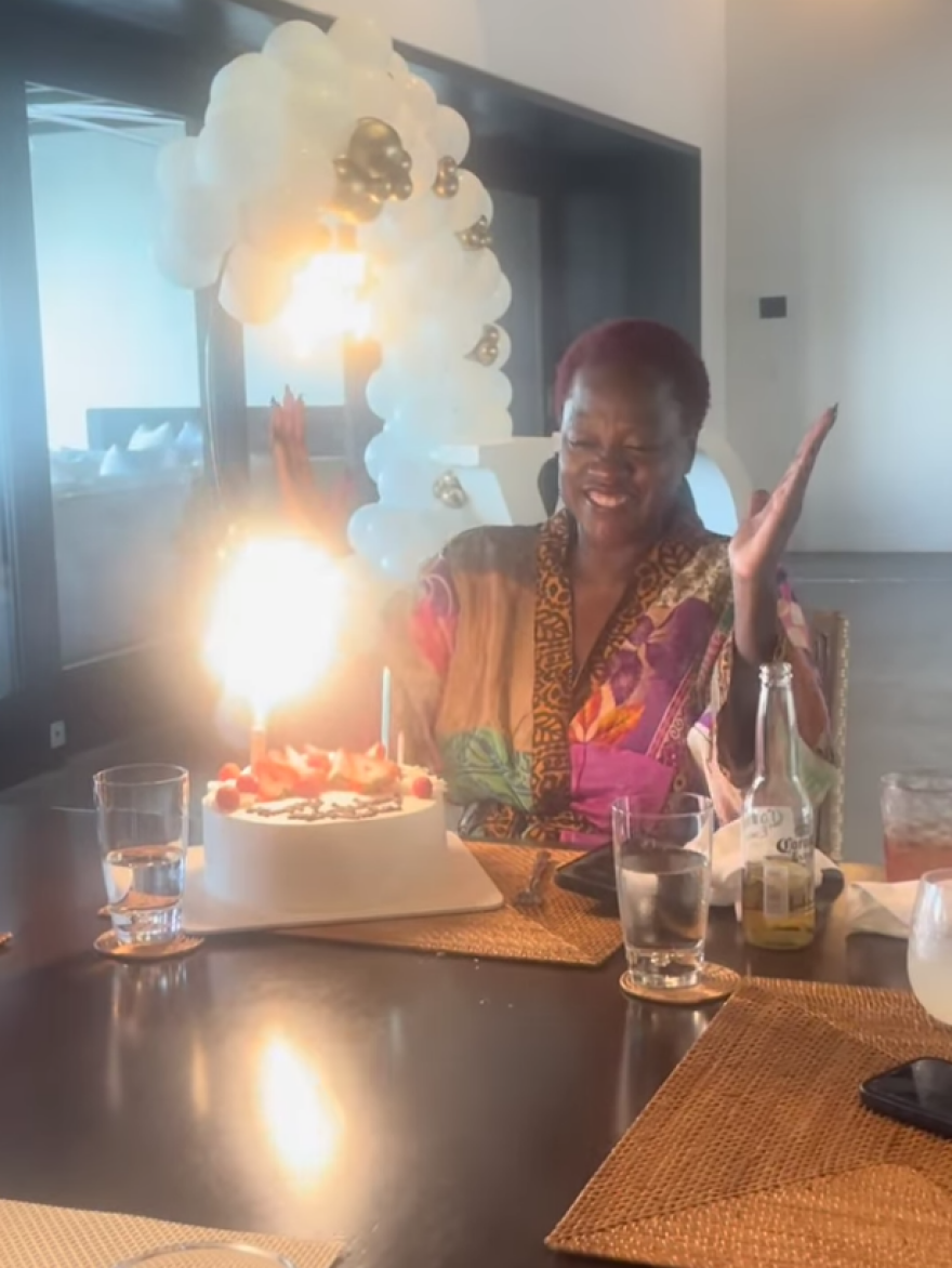 Η Βαϊόλα Ντέιβις έκλεισε τα 60 - «Είμαι τόσο ευγνώμων» έγραψε