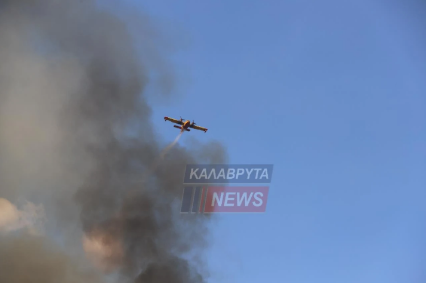 Καλύτερη η εικόνα της φωτιάς στο Λιβάδι Καλαβρύτων - Δείτε βίντεο