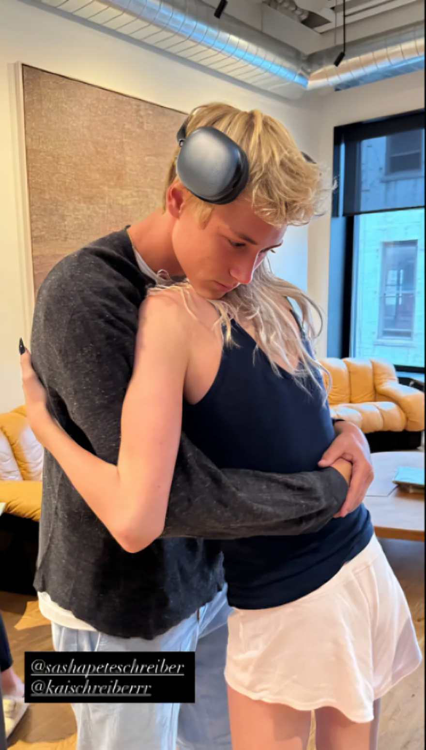 Ναόμι Γουότς: Η συγκίνησή της αποχαιρετώντας τον γιο της που φεύγει για σπουδές