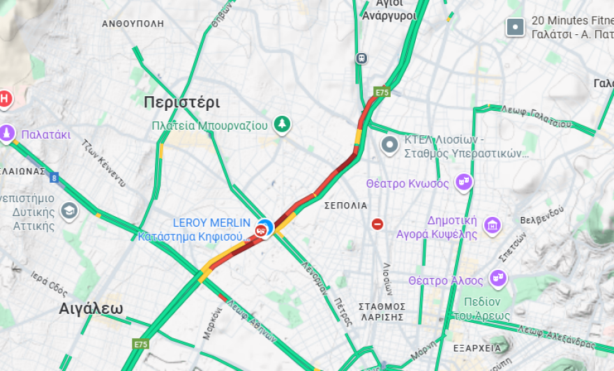 Τροχαίο με νταλίκα στον Κηφισό στο ύψος της Λένορμαν, μποτιλιάρισμα στο σημείο