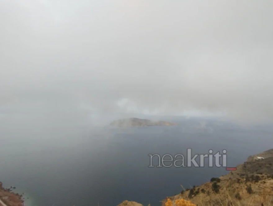 Χωριά που «επιπλέουν» στα σύννεφα στο Λασίθι, χάθηκαν μέσα στην ομίχλη - Βίντεο και φωτογραφίες