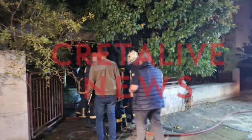 Έβαλε φωτιά και έκαψε την μάνα και τον θείο του σε διαμέρισμα στο Ηράκλειο, ο ένας ήταν με σακούλα στο κεφάλι - Ο δράστης πήδηξε από το μπαλκόνι