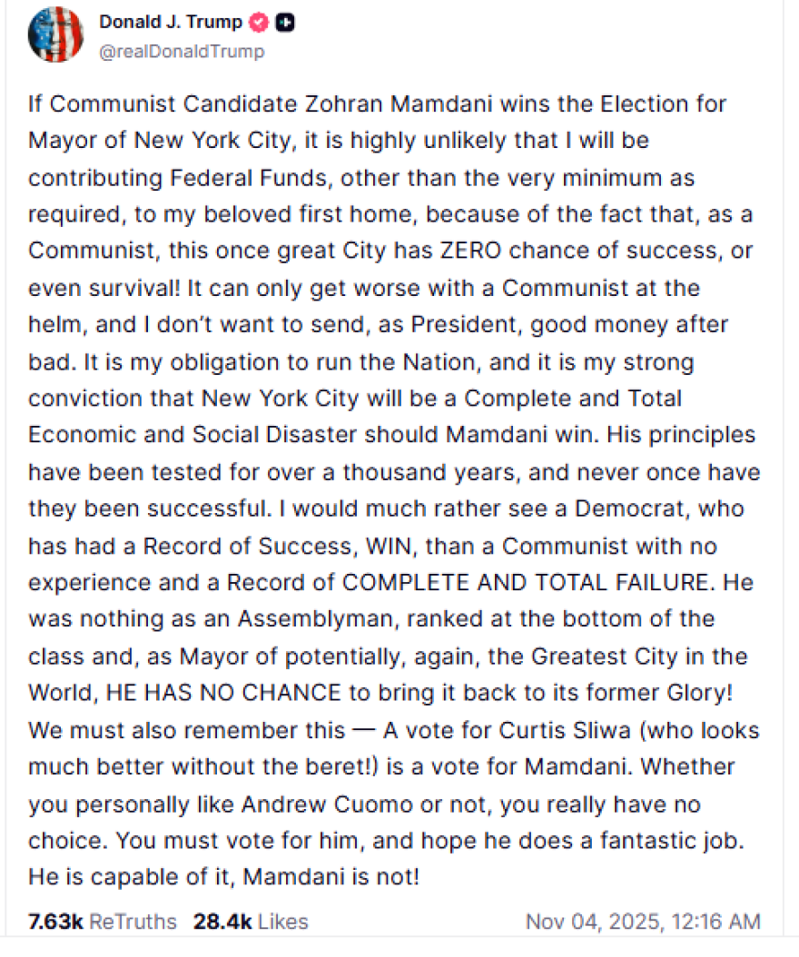 Ύστατη έκκληση Τραμπ για τις εκλογές στη Νέα Υόρκη: Πρέπει να στηρίξετε τον Κουόμο, ο Μαμντάνι είναι κομμουνιστής