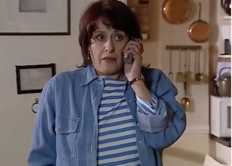 Παρά Πέντε: Οι ηθοποιοί που δεν θα δούμε στο επετειακό επεισόδιο - Ποιοι «έφυγαν» τα τελευταία χρόνια