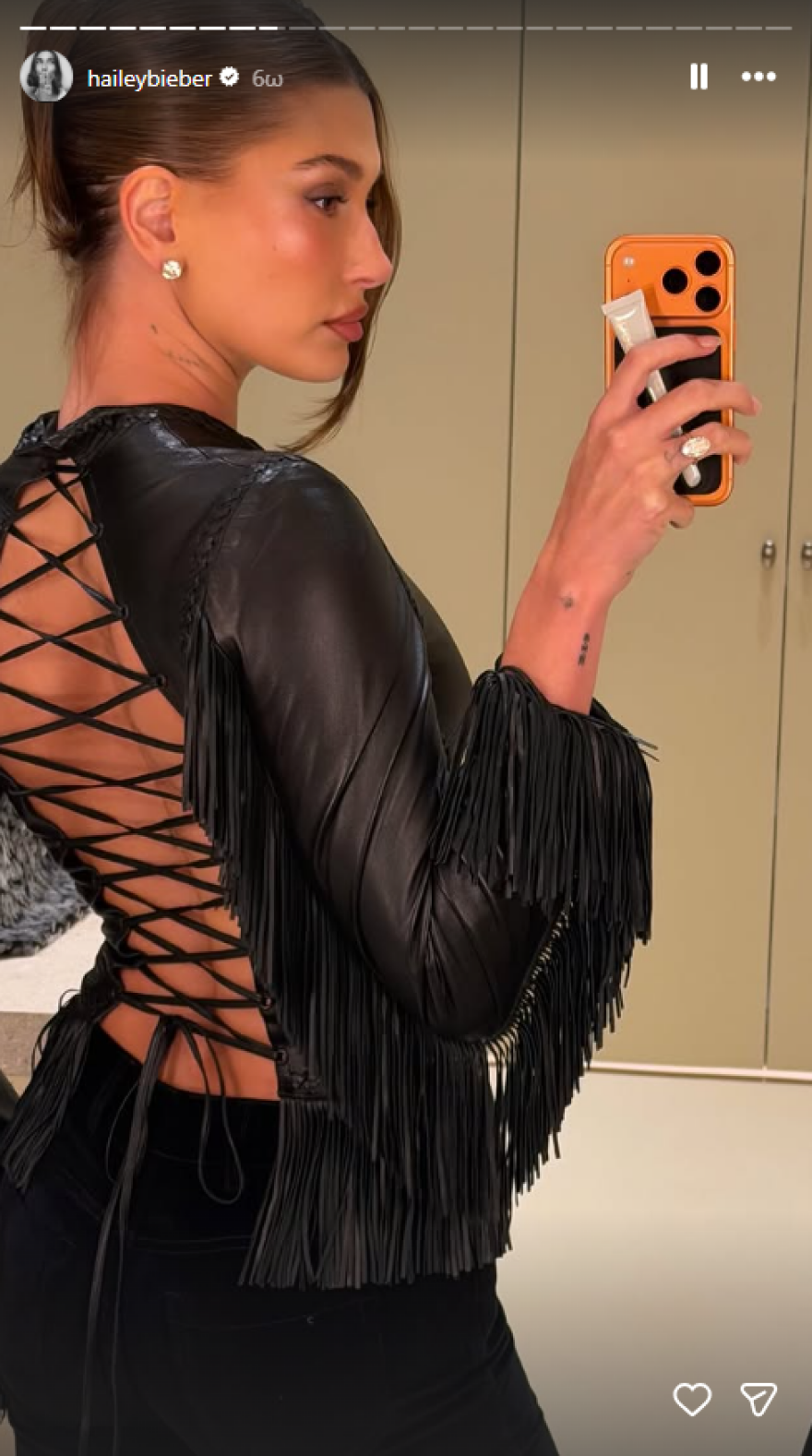 Η Χέιλι Μπίμπερ έκλεισε τα 29 - Το πάρτι γενεθλίων και η εντυπωσιακή τούρτα