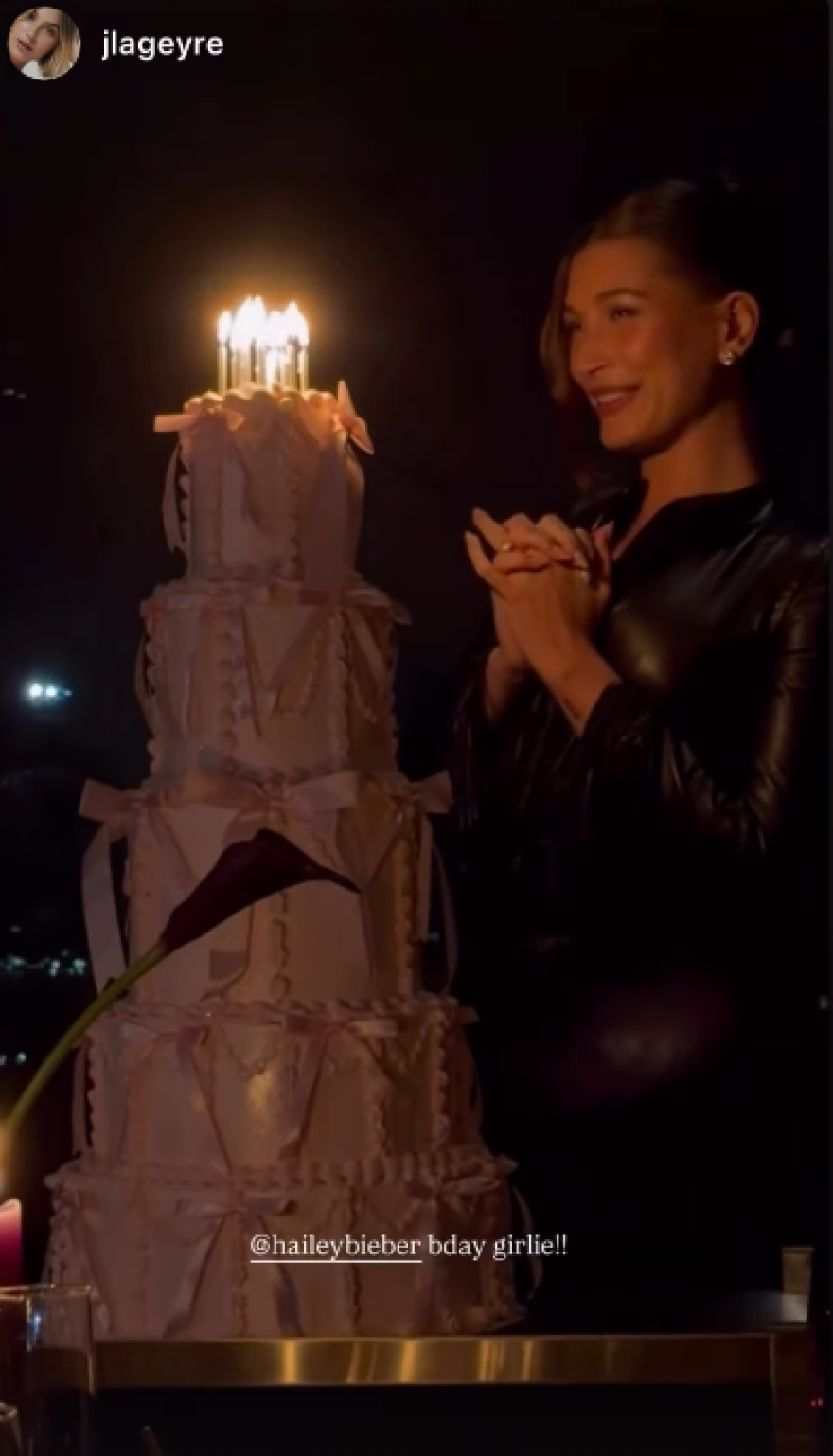 Η Χέιλι Μπίμπερ έκλεισε τα 29 - Το πάρτι γενεθλίων και η εντυπωσιακή τούρτα