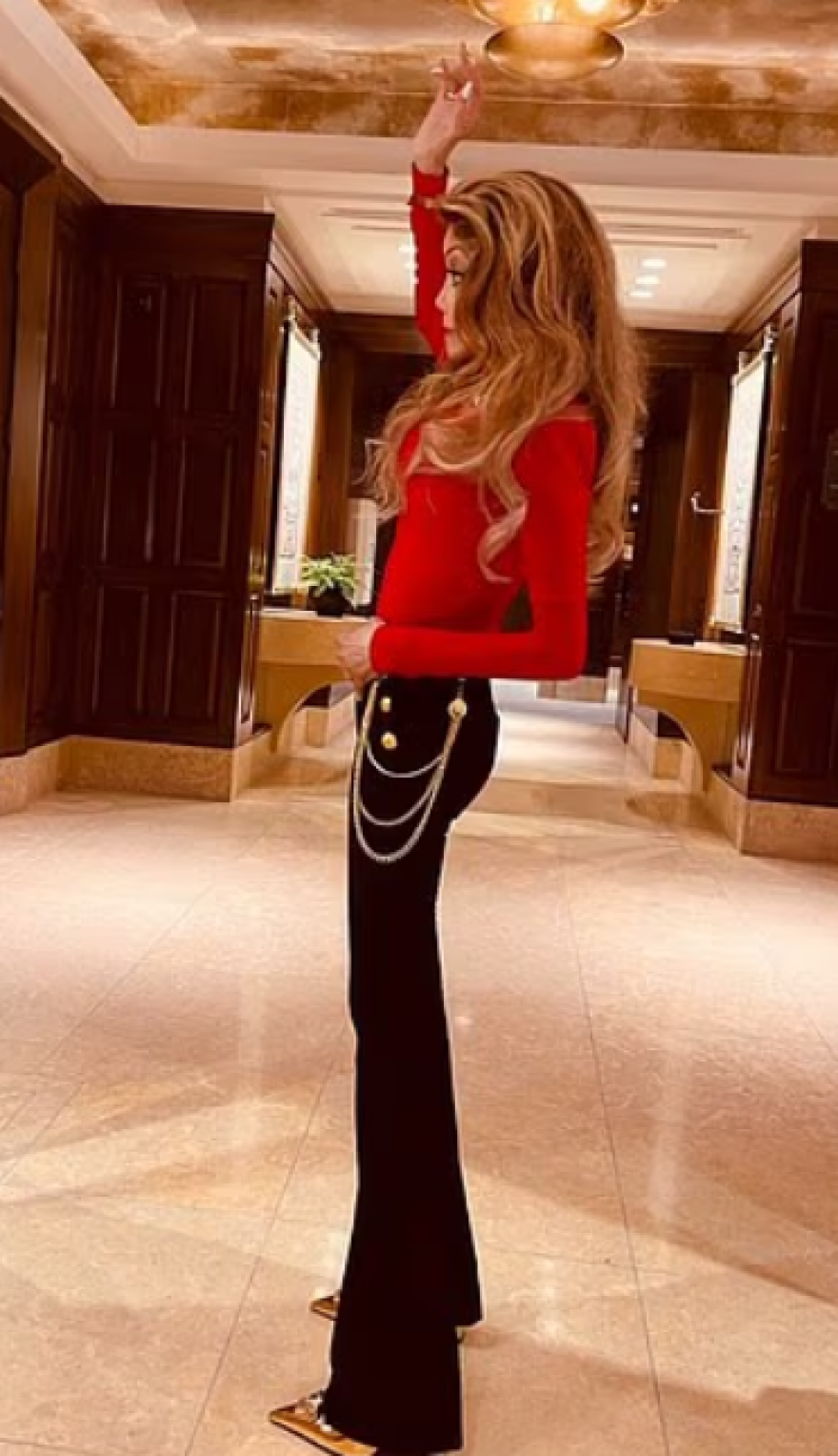 Πιο αδυνατισμένη από ποτέ η 69χρονη Λατόγια Τζάκσον - Οι φωτογραφίες που ανησύχησαν τους θαυμαστές της