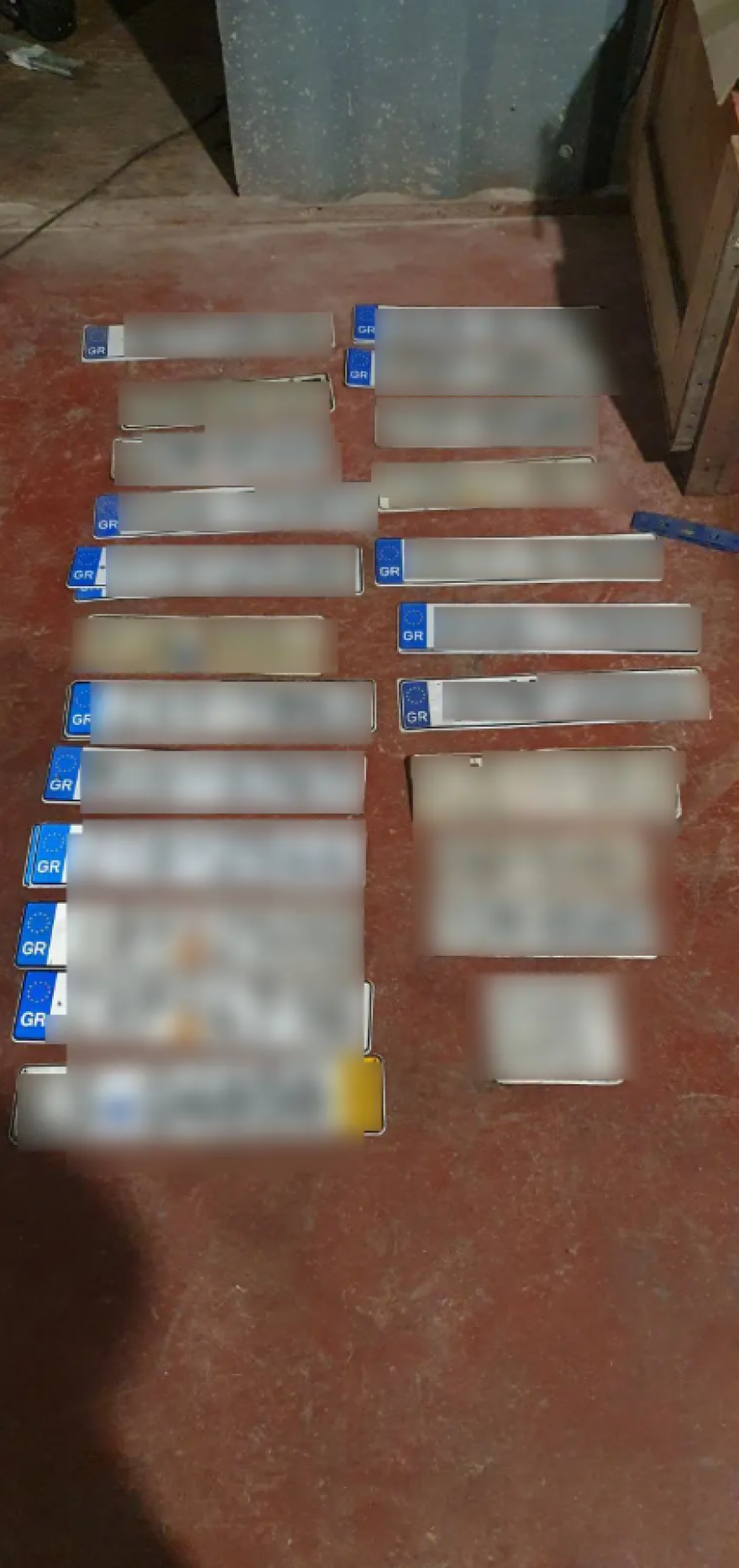 Καλύβια: Το σκληρό προφίλ του Κρητικού με τα καλάσνικοφ και η έρευνα για το χτύπημα που ετοίμαζε