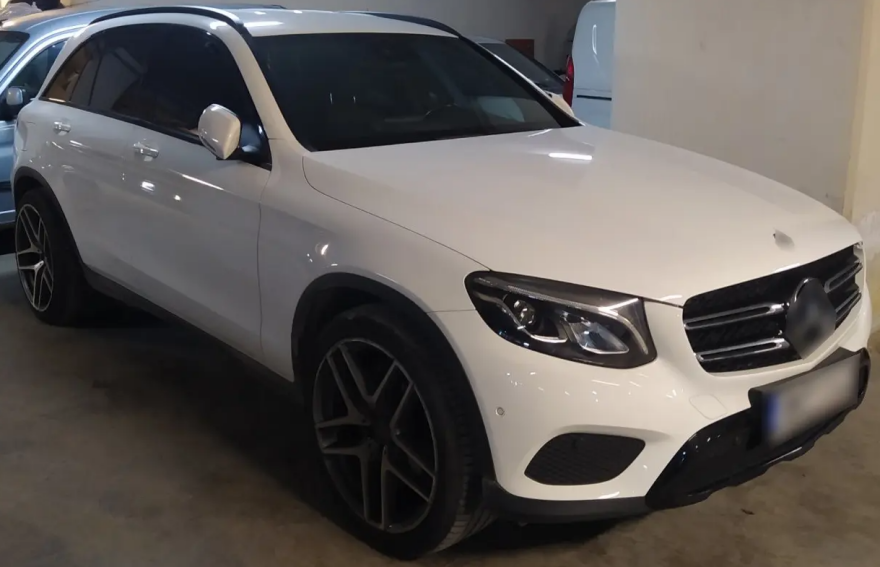 Πουλούσαν «μαϊμού» προϊόντα μέσω διαδικτύου και συνελήφθησαν στη Θεσσαλονίκη, δείτε βίντεο