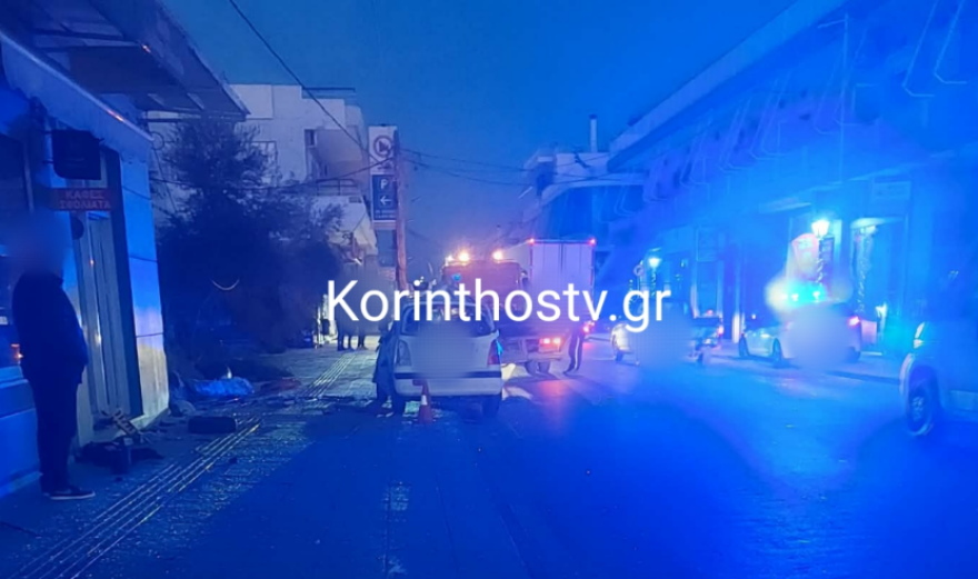 Δυστύχημα με 48χρονο στο Βραχάτι: Το αυτοκίνητό του πέρασε στο αντίθετο ρεύμα και «καρφώθηκε» σε δέντρο