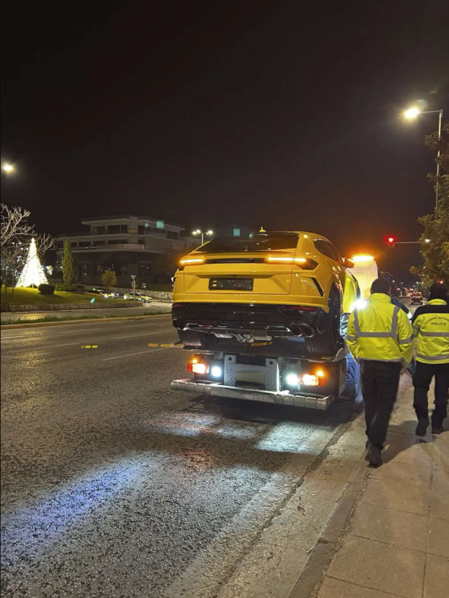 Οδηγός εγκατέλειψε το όχημά του σε στάση λεωφορείου όταν είδε μπλόκο για αλκοτέστ, επτά συλλήψεις στην Αττική