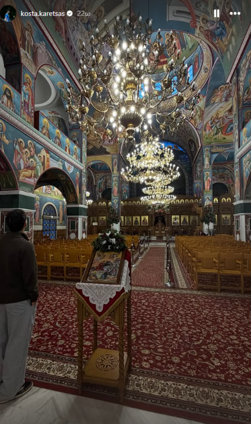 Κωνσταντίνος Καρέτσας: Επισκέφτηκε εκκλησία στη Μενεμένη και χάρισε τη φανέλα της Εθνικής Ελλάδας, φωτογραφίες 