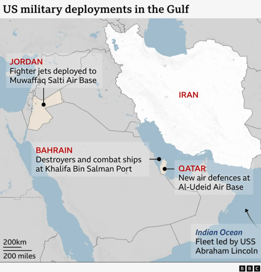 Πυκνώνουν τα σύννεφα πολέμου στο Ιράν: Τα επτά σενάρια αν ο Τραμπ αποφασίσει το χτύπημα