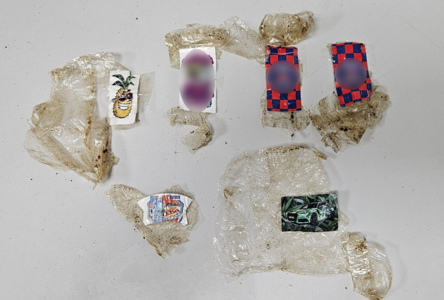 Τέλος σε σπείρα που είχε βγάλει €195.000 από διακίνηση ναρκωτικών στη Θεσσαλονίκη, το βίντεο της επιχείρησης της ΕΛΑΣ