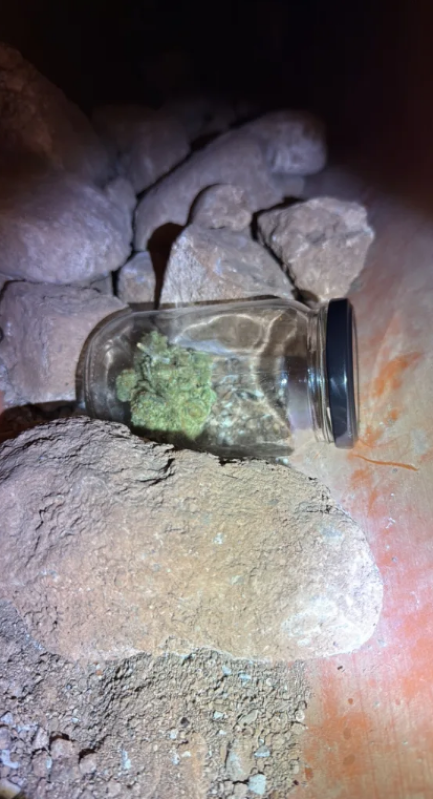 Κύκλωμα ναρκωτικών με στόχο και μαθητές εξαρθρώθηκε στη Ναύπακτο, τρεις συλλήψεις