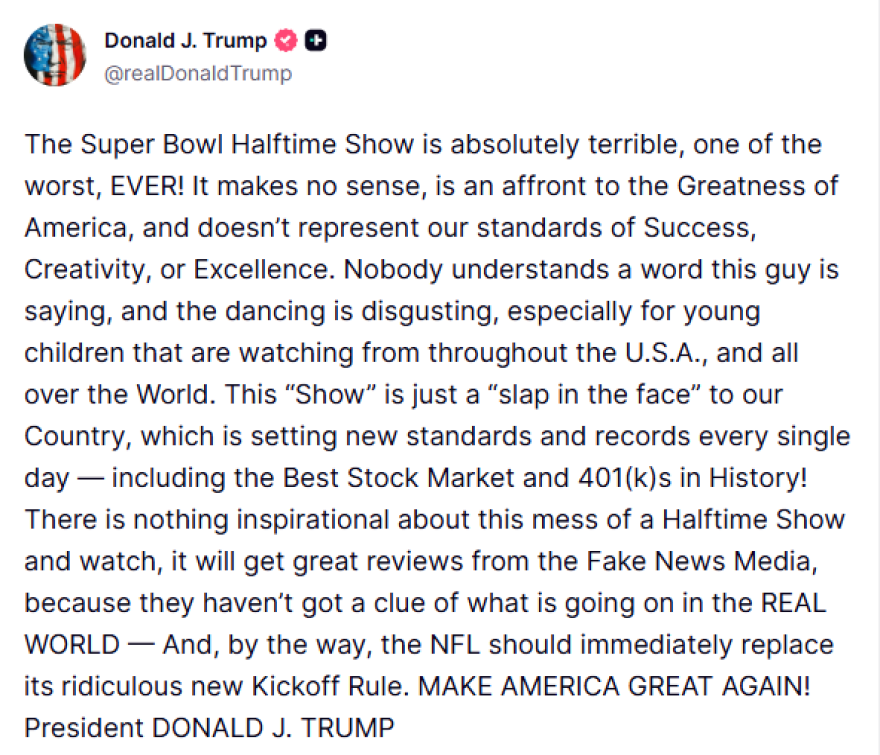 Αηδιασμένος δήλωσε ο Τραμπ από το halftime show του Bad Bunny: Κανείς δεν καταλαβαίνει λέξη, είναι ένα «χαστούκι» για τη χώρα μας