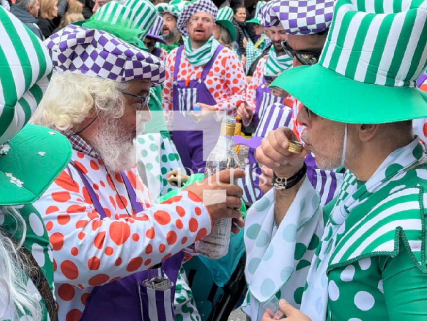 Με παρέλαση έπεσε η αυλαία του Ρεθεμνιώτικου Καρναβαλιού, δείτε βίντεο και φωτογραφίες