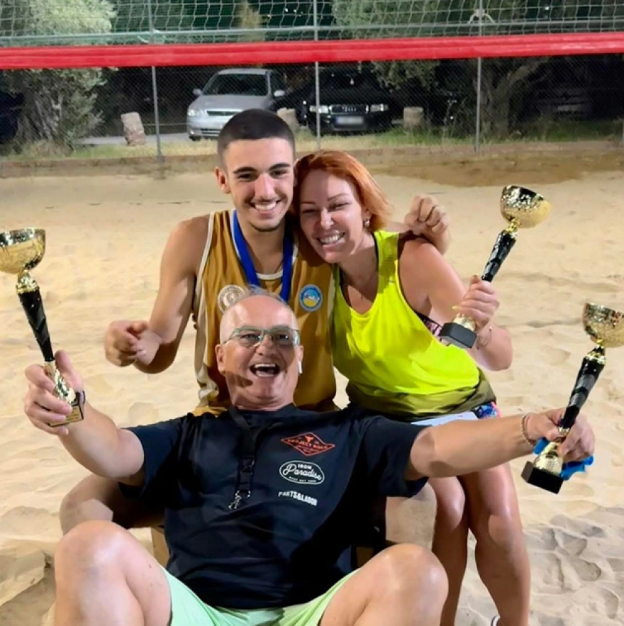 Βαρύ πένθος στον Πύργο για τον θάνατο του 18χρονου  Μάκη 