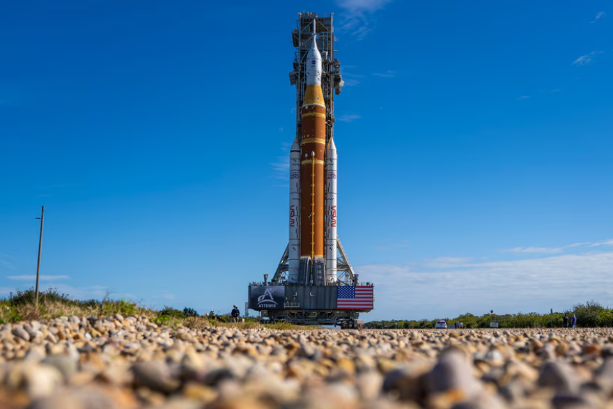 Γιατί η NASA επιστρέφει στη Σελήνη 50 χρόνια μετά και τι αλλάζει μετά τις αποστολές του Apollo