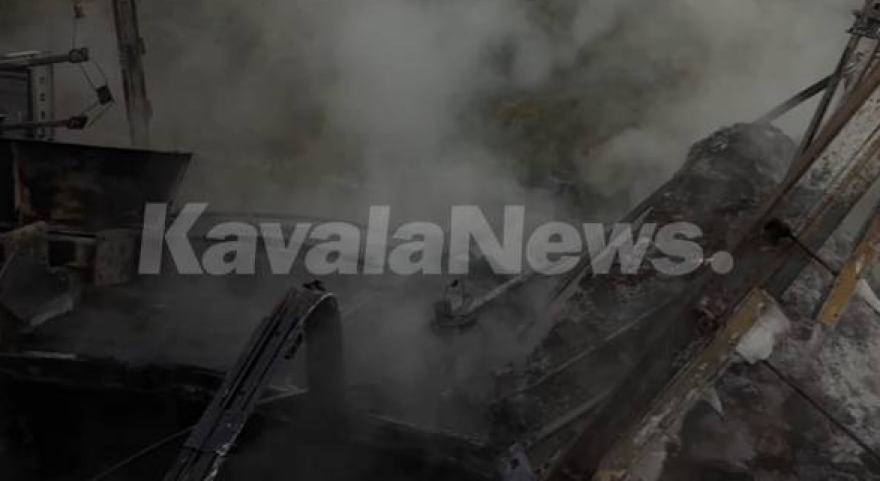 Φωτιά σε φορτηγό στην Εγνατία, καθυστερήσεις στην κυκλοφορία