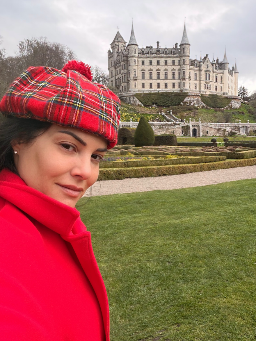 Η Μαρία Κορινθίου δημοσίευσε νέες φωτογραφίες από το ταξίδι με τον σύντροφό της στη Σκωτία
