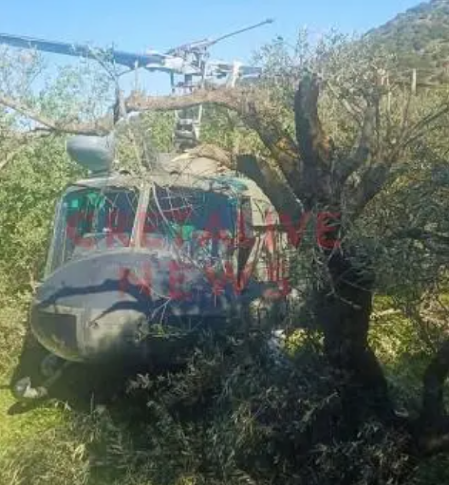 Αναγκαστική προσγείωση ελικοπτέρου της Πολεμικής Αεροπορίας στο Ηράκλειο Κρήτης, δείτε φωτογραφίες