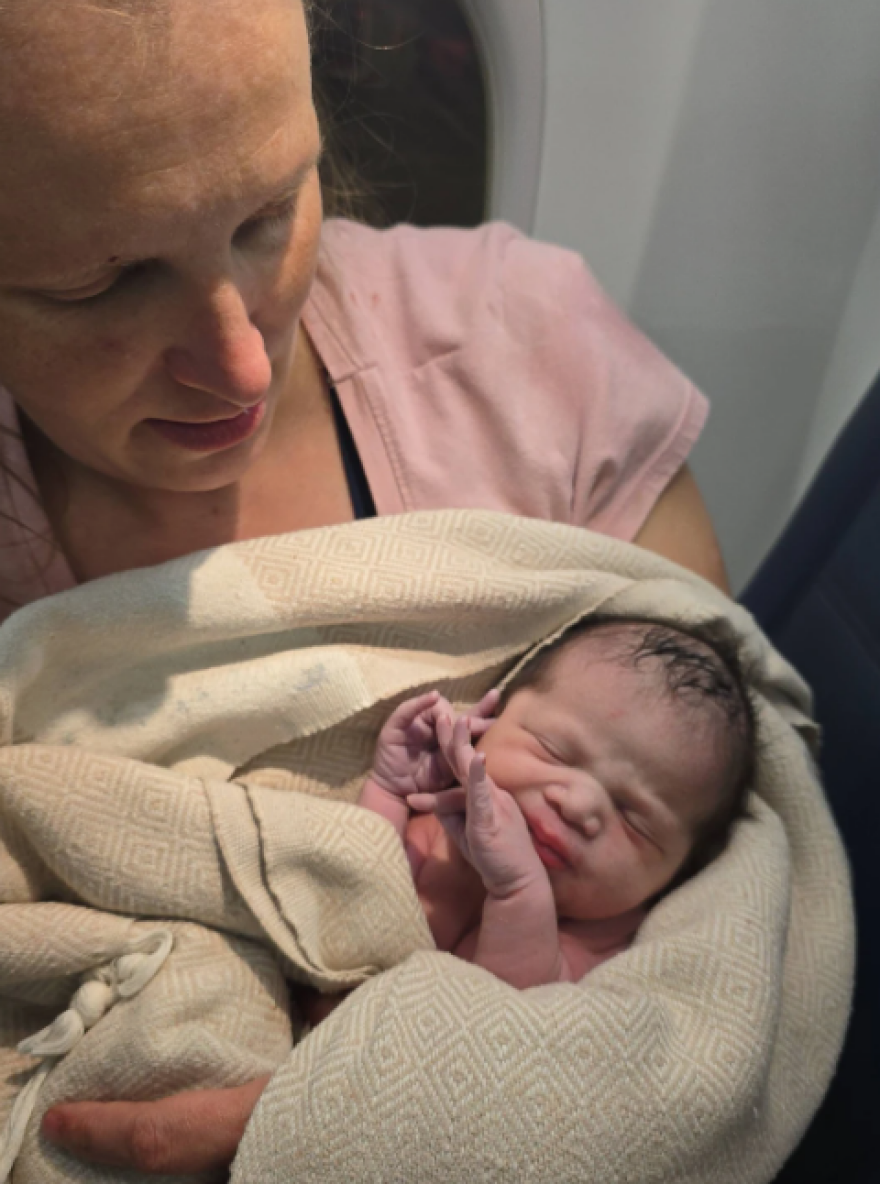 &Epsilon;&pi;&iota;&beta;ά&tau;&iota;&delta;&alpha; &tau;&eta;&sigmaf; Delta Air Lines &gamma;έ&nu;&nu;&eta;&sigma;&epsilon; &mu;έ&sigma;&alpha; &sigma;&tau;&omicron; &alpha;&epsilon;&rho;&omicron;&pi;&lambda;ά&nu;&omicron; &pi;&rho;&iota;&nu; &tau;&eta;&nu; &pi;&rho;&omicron;&sigma;&gamma;&epsilon;ί&omega;&sigma;&eta; &sigma;&tau;&omicron; &Pi;ό&rho;&tau;&lambda;&alpha;&nu;&tau;