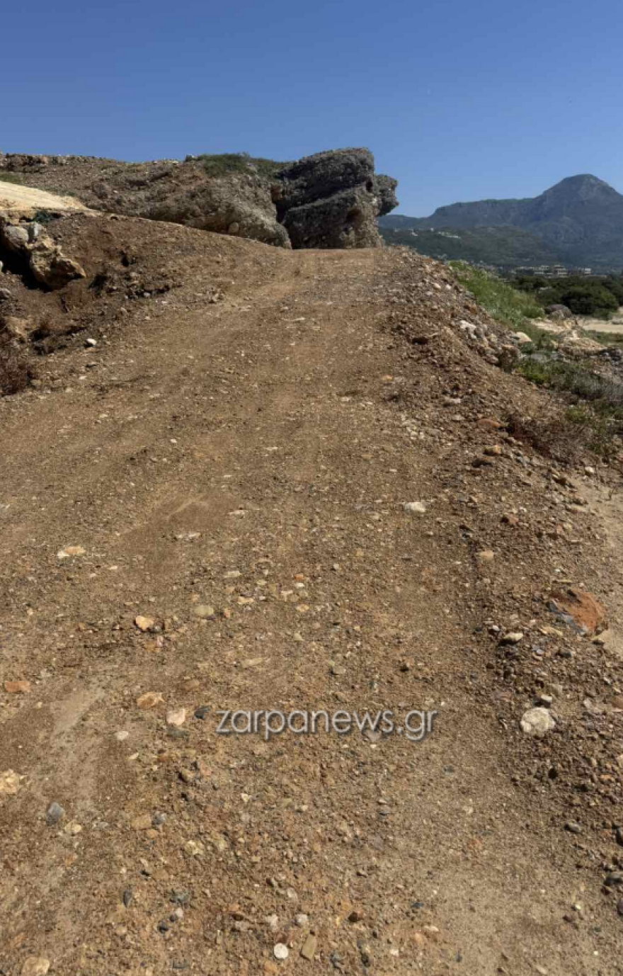 Άνοιξαν δρόμο σε περιοχή Natura στην παραλία στα Φαλάσαρνα, υποβλήθηκε μήνυση