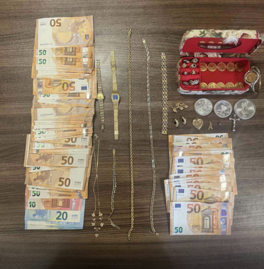 Συνελήφθη 46χρονος για τηλεφωνική απάτη στη Χίο: Άρπαξαν μετρητά και κοσμήματα 20.000 ευρώ από ηλικιωμένη