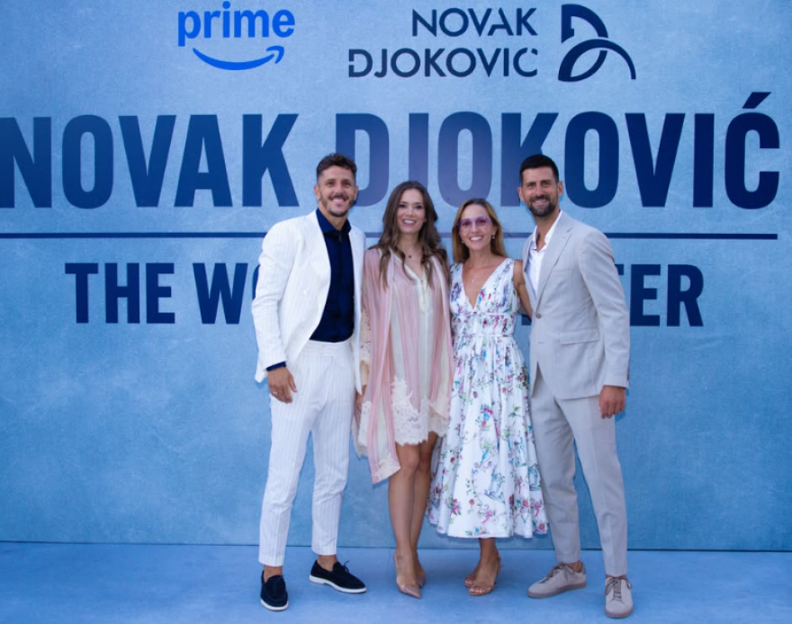Πρεμιέρα για το ντοκιμαντέρ του Νόβακ Τζόκοβιτς στο Μαυροβούνιο: Παρόντες δίπλα στον Νόλε, ο Ντίβατς με τον Γιόβετιτς
