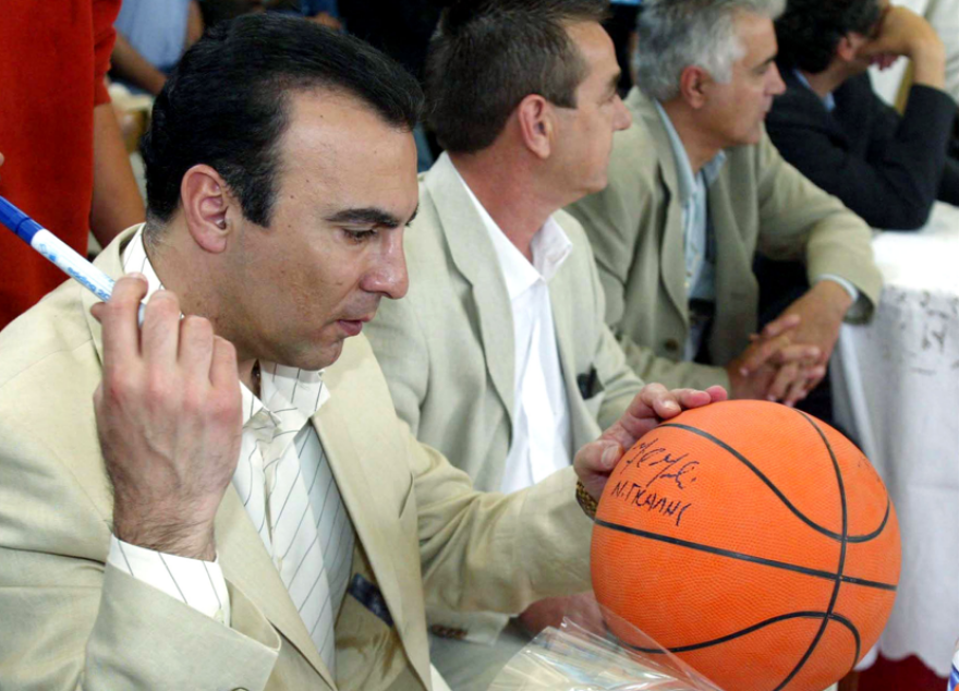 Νίκος Γκάλης: Η μέρα που έσβησαν τα φώτα για τον «Θεό» του ελληνικού μπάσκετ