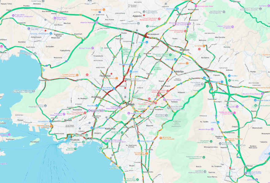 Live η κίνηση στους δρόμους: Μεγάλες καθυστερήσεις λόγω εκτροπής οχήματος στον Κηφισό, καθυστερήσεις στην Αττική Οδό